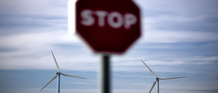 España sale del 'top 10' mundial de mejores países para invertir en renovables por primera vez desde la pandemia